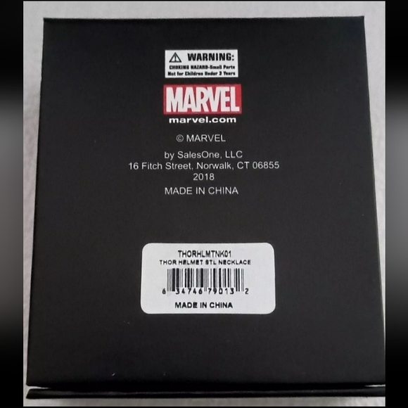 Marvel Comics Mighty Thor Highly Detailed Mini Helmet Necklace Pendant New MIB - Picture 9 of 9